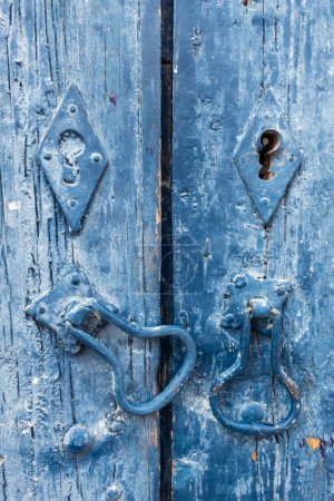 Téléchargez les photos : Serrures et serrures de porte anciennes - en image libre de droit
