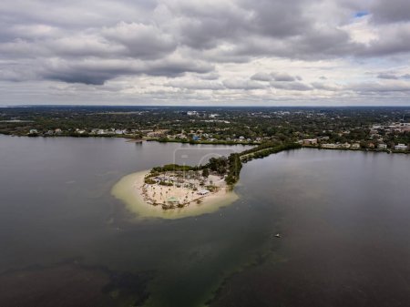Foto de Una vista aérea de Sunset Beach cerca de Tarpon Springs, Florida, EE.UU. - Imagen libre de derechos