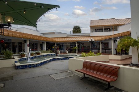 Foto de The Sponge Exchange Shopping Village en Tarpon Springs, Florida, EE.UU. - Imagen libre de derechos