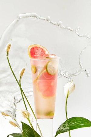 Foto de Hermosas imágenes de bebidas de frutas, fotos de alta calidad hermosas tazas - Imagen libre de derechos