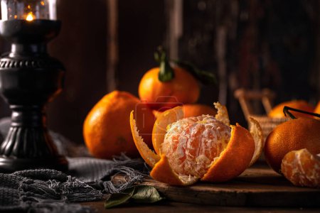 Téléchargez les photos : Belles images de mandarines, mandarines photographiées dans un style classique, images de haute qualité - en image libre de droit