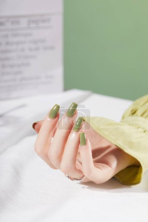Téléchargez les photos : Nouvelles images de beauté des ongles, routine de soins des ongles pour des ongles sains et heureux, images de haute qualité - en image libre de droit