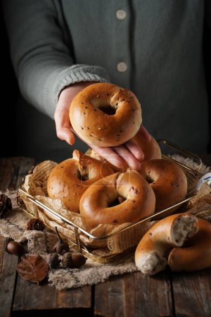 Téléchargez les photos : Nouvelles images de pains et pâtisseries dans les restaurants, images de haute qualité - en image libre de droit