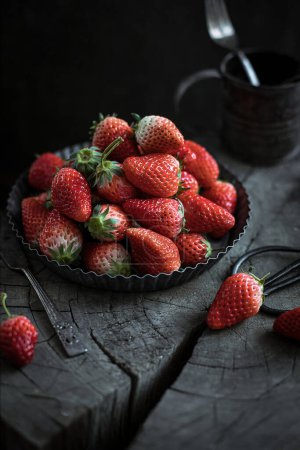 Foto de Nuevas imágenes de fresas, fresas vintage, imágenes de alta calidad - Imagen libre de derechos