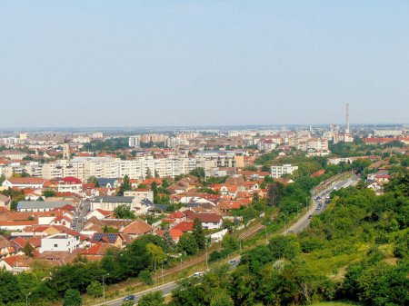 Foto de Vista aérea de la ciudad de Oradea, Rumania, en julio de 2023 - Imagen libre de derechos