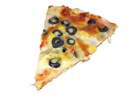 Foto de Rebanada de pizza con jamón, queso, champiñones, pimientos, aceitunas, maíz - Imagen libre de derechos