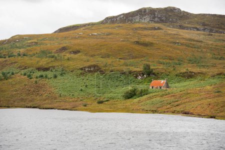 Téléchargez les photos : Maison abandonnée dans les Highlands, Écosse - en image libre de droit