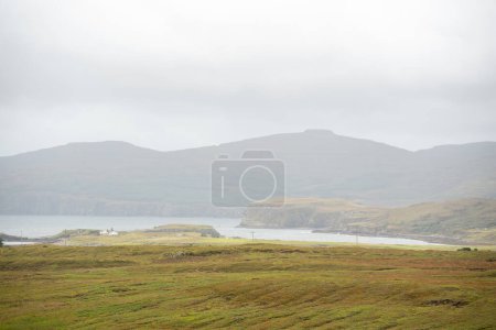 Téléchargez les photos : Foggy day dans les Highlands, Écosse - en image libre de droit