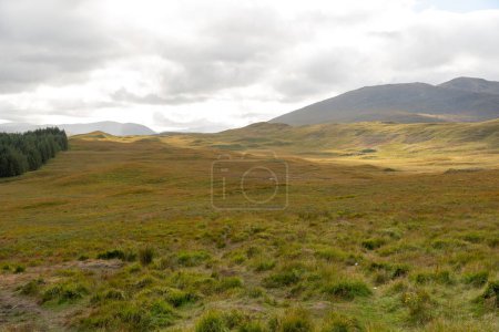 Téléchargez les photos : Paysage étonnant dans les Highlands, Écosse - en image libre de droit