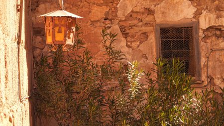 Lámpara de calle en el Monasterio de Santa Catalina. Sinaí Egipto