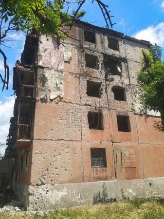 A multi-storey residential building destroyed during the fighting. Destroyed during the war.