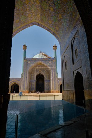 Foto de Isfahán, Irán, 06.30.2023: Mezquita Jameh de Isfahán o Mezquita Jme de Isfahán, Irán. - Imagen libre de derechos
