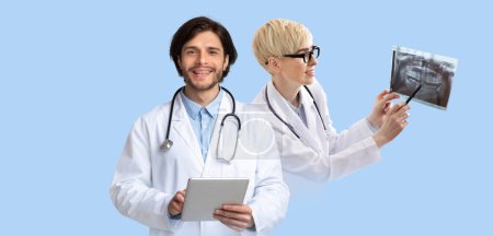 Foto de Modern dentistry concept. Group of doctors dentists posing on blue studio background, blonde woman looking at x-ray, cheerful handsome man holding digital tablet, panorama, collage - Imagen libre de derechos