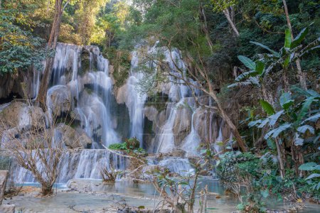 Der Kuang Si Wasserfall liegt 30 km südlich von Luang Prabang im südostasiatischen Land Laos