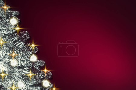 Téléchargez les photos : Joyeux fond de Noël avec sapin blanc isolé sur rouge. - en image libre de droit