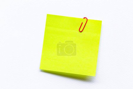 Foto de Cuaderno de rayas abstracto sobre patrón de papel blanco. Cuaderno en blanco. imagen para añadir mensaje de texto o fondo usado en el sitio web - Imagen libre de derechos