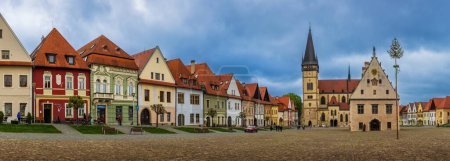 Foto de Bardejov es una de las ciudades más góticas de Eslovaquia. Su centro se compone de un conjunto de edificios históricos. - Imagen libre de derechos