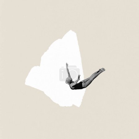 Affiche. Collage d'art contemporain. Femme en vêtements de plongée en plein air sur fond beige avec un morceau de papier. Concept de sport, compétition, victoire, championnat, force et puissance.