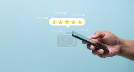 Foto de Customer review satisfaction feedback survey concept. Business people rate service experience and product quality or staff friendliness and overall value for the price. information, amend, improve - Imagen libre de derechos