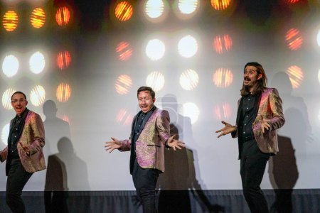 Foto de Buffer Festival 2023 en el Drake Hotel and Paradise Theatre, noviembre, Toronto, Canadá: Brian Rosenthal, Corey Lubowich, Joey Richter (Tin Can Brothers) - Imagen libre de derechos