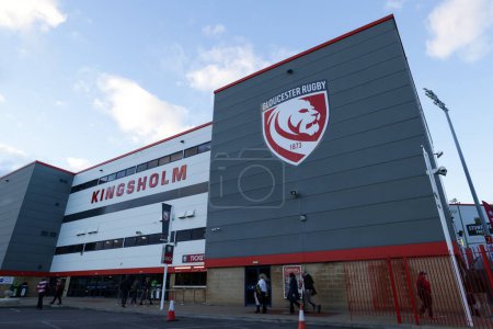 Photo for A general view of Kingsholm Stadium, home of Gloucester Rugby, as fans start to arrive before the Gallagher Premiership match Gloucester Rugby vs Exeter Chiefs at Kingsholm Stadium , Gloucester, United Kingdom, 28th October 202 - Royalty Free Image
