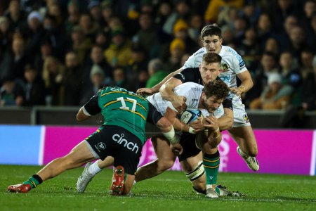 Photo for Alex Hepburn of Exeter Chiefs is double-tackled during the Gallagher Premiership match Northampton Saints vs Exeter Chiefs at the cinch Stadium at Franklin's Gardens, Northampton, United Kingdom, 4th November 202 - Royalty Free Image