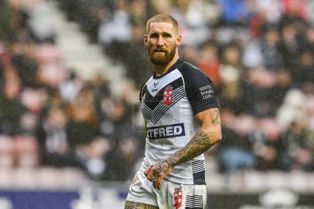 Photo for Sam Tomkins of England during the gameduring the Rugby League World Cup 2021 Quarter Final match England vs Papua New Guinea at DW Stadium, Wigan, United Kingdom, 5th November 202 - Royalty Free Image
