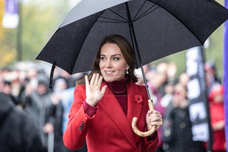 Photo for The Princess of Wales (Kate Middleton) waves to the crowds as she arrives at the DW Stadium during the Women's Rugby League World Cup match England Women vs Canada Women at DW Stadium, Wigan, United Kingdom, 5th November 202 - Royalty Free Image