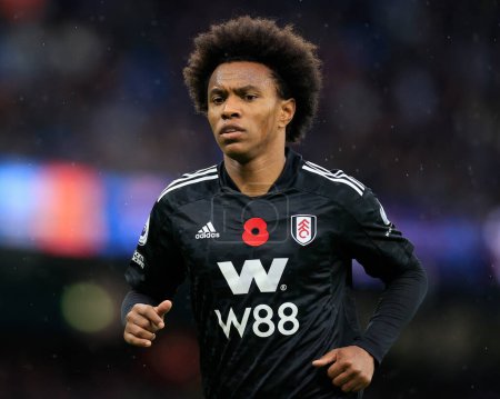 Photo for Willian #20 of Fulham during the Premier League match Manchester City vs Fulham at Etihad Stadium, Manchester, United Kingdom, 5th November 202 - Royalty Free Image