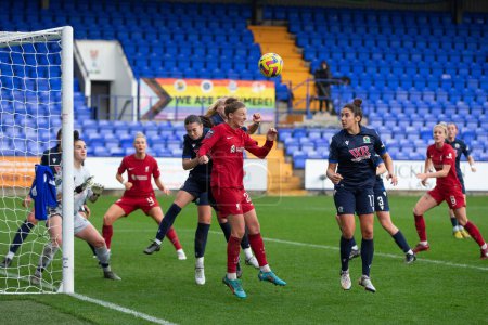 Photo for Yana Daniels #20 of Liverpool Women jumps for the header during the FA Womens Continental League Cup match Liverpool Women vs Blackburn Rovers Ladies at Prenton Park, Birkenhead, United Kingdom, 27th November 2022 - Royalty Free Image