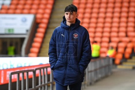 Photo for Charlie Patino #28 of Blackpool arrives at Bloomfield Road ahead of the Sky Bet Championship match Blackpool vs Birmingham City at Bloomfield Road, Blackpool, United Kingdom, 10th December 2022 - Royalty Free Image