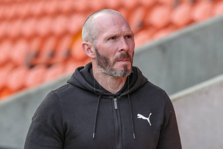 Photo for Michael Appleton manager of Blackpool arrives at Bloomfield Road during the Sky Bet Championship match Blackpool vs Sunderland at Bloomfield Road, Blackpool, United Kingdom, 1st January 202 - Royalty Free Image
