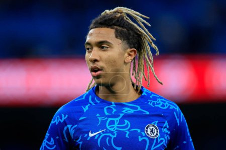 Foto de Bashir Humphries #42bof Chelsea during the warm up ahead of the FA Cup Third Round match Manchester City vs Chelsea at Etihad Stadium, Manchester, United Kingdom, 8th January 202 - Imagen libre de derechos