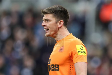 Foto de Nick Pope #22 of Newcastle United during the Carabao Cup Quarter Final match Newcastle United vs Leicester City at St. James's Park, Newcastle, United Kingdom, 10th January 202 - Imagen libre de derechos
