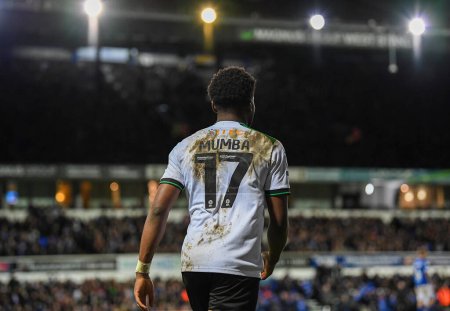 Foto de GOAL Plymouth Argyle full back Bali Mumba  (17)  celebrates a goal to make it 1-1 in added on time   during the Sky Bet League 1 match Ipswich Town vs Plymouth Argyle at Portman Road, Ipswich, United Kingdom, 14th January 202 - Imagen libre de derechos