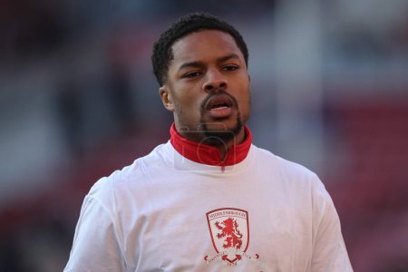 Téléchargez les photos : Chuba Akpom #29 of Middlesbrough during the pre match warm up ahead of the Sky Bet Championship match Middlesbrough vs Millwall at Riverside Stadium, Middlesbrough, United Kingdom, 14th January 202 - en image libre de droit