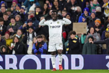 Foto de Wilfried Gnonto #29 of Leeds United celebrates his goal to make it 1-0 during the Emirates FA Cup Third Round replay Leeds United vs Cardiff City at Elland Road, Leeds, United Kingdom, 18th January 202 - Imagen libre de derechos