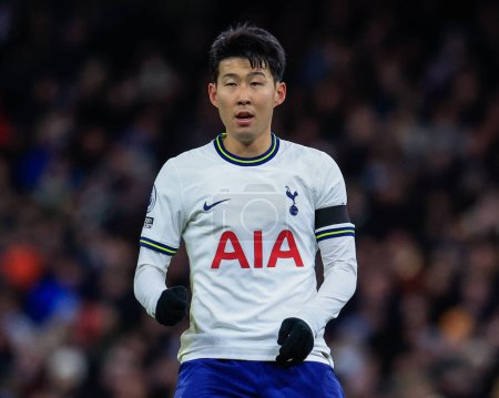 Photo for Son Heung-Min #7 of Tottenham Hotspur during the Premier League match Manchester City vs Tottenham Hotspur at Etihad Stadium, Manchester, United Kingdom, 19th January 202 - Royalty Free Image