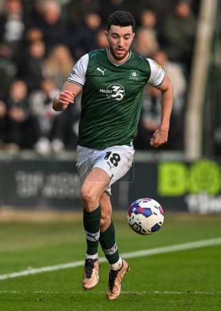 Photo for Plymouth Argyle midfielder Finn Azaz (18) controls the ball  during the Sky Bet League 1 match Plymouth Argyle vs Cheltenham Town at Home Park, Plymouth, United Kingdom, 21st January 202 - Royalty Free Image