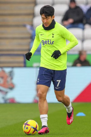 Photo for Son Heung-Min #7 of Tottenham Hotspur during the pre-game warm up ahead of the Premier League match Leicester City vs Tottenham Hotspur at King Power Stadium, Leicester, United Kingdom, 11th February 202 - Royalty Free Image