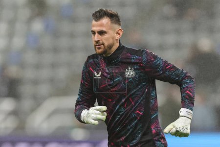 Photo for Martin Dbravka #1 of Newcastle United in the pregame warmup session during the UEFA Champions League match Newcastle United vs Borussia Dortmund at St. James's Park, Newcastle, United Kingdom, 25th October 2023 - Royalty Free Image