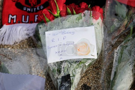 Photo for A written message in tribute to the late Sir Bobby Charlton outside of Old Trafford, Manchester, United Kingdom, 23rd October 2023 - Royalty Free Image