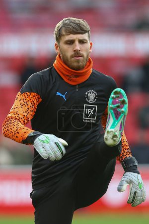 Photo for Daniel Grimshaw of Blackpool during the pre-game warm up ahead of the Emirates FA Cup Third Round match Nottingham Forest vs Blackpool at City Ground, Nottingham, United Kingdom, 7th January 202 - Royalty Free Image