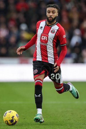 Photo for Jayden Bogle of Sheffield United breaks with the ball during the Premier League match Sheffield United vs West Ham United at Bramall Lane, Sheffield, United Kingdom, 21st January 202 - Royalty Free Image