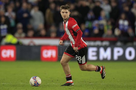 Photo for James McAtee of Sheffield United controls the ball during the Emirates FA Cup Fourth Round match Sheffield United vs Brighton and Hove Albion at Bramall Lane, Sheffield, United Kingdom, 27th January 202 - Royalty Free Image