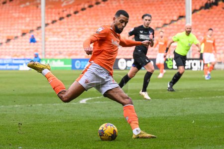 Photo for CJ Hamilton of Blackpool crosses the ball during the Sky Bet League 1 match Blackpool vs Charlton Athletic at Bloomfield Road, Blackpool, United Kingdom, 27th January 202 - Royalty Free Image
