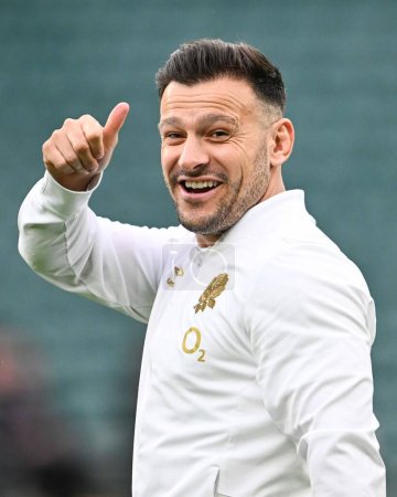 Photo for Danny Care of England give the thumbs up as he arrives ahead of the 2024 Guinness 6 Nations match England vs Wales at Twickenham Stadium, Twickenham, United Kingdom, 10th February 202 - Royalty Free Image