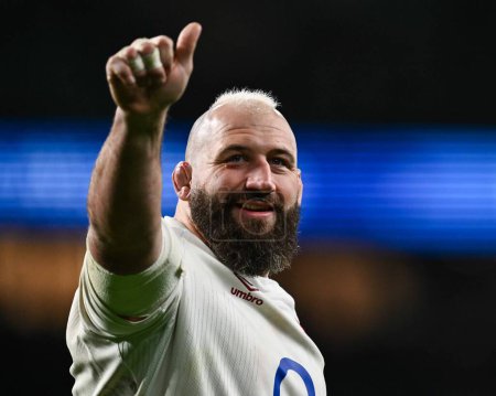 Photo for Joe Marler of England give the thumbs up to fans at the end of the 2024 Guinness 6 Nations match England vs Wales at Twickenham Stadium, Twickenham, United Kingdom, 10th February 202 - Royalty Free Image
