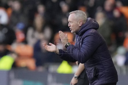 Photo for Neil Critchley, manager of Blackpool shouts instructions during the Sky Bet League 1 match Blackpool vs Oxford United at Bloomfield Road, Blackpool, United Kingdom, 10th February 202 - Royalty Free Image