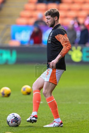 Photo for Matthew Pennington of Blackpool during the pre-game warmup ahead of the Sky Bet League 1 match Blackpool vs Bolton Wanderers at Bloomfield Road, Blackpool, United Kingdom, 24th February 202 - Royalty Free Image